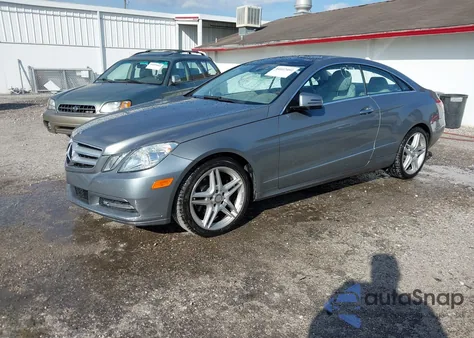 2013 Mercedes-Benz E 350 из США, поврежденный, VIN WDDKJ5KB5DF199203
